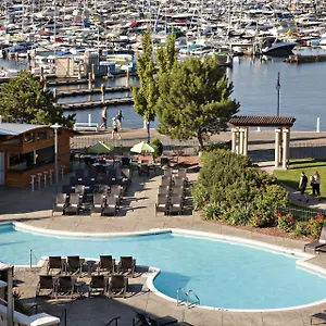 Kelowna hotels &amp; apartments, all accommodations in Kelowna